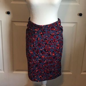 🎅 LuLaRoe Cassie Pencil Skirt Size Small